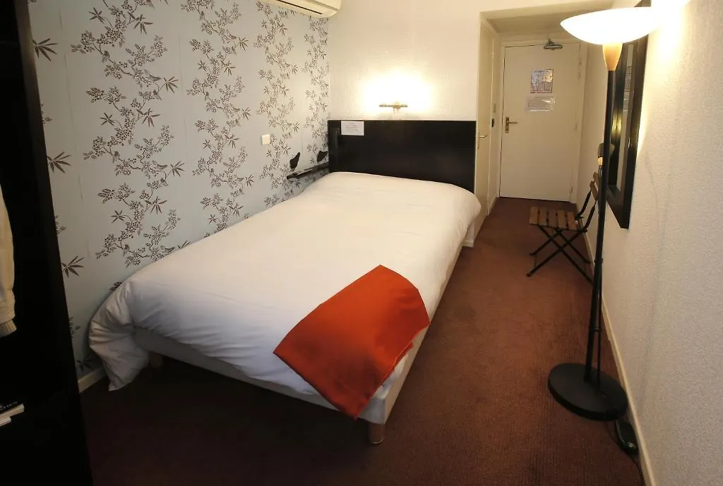 **  Hotel Alize Cannes France