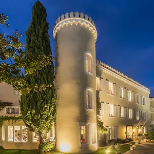 Hotel Chateau De La Tour